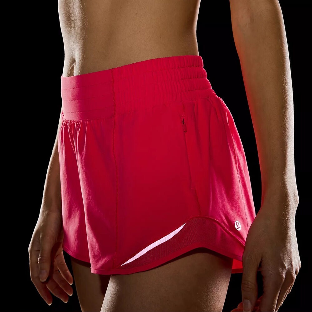 Lip Gloss Hotty Hot High-Rise Short 2.5” Lululemon - Picture 8 of 10